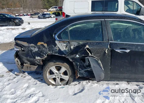 2010 Acura Tsx 2.4 from USA, damaged, VIN JH4CU2F66AC018283
